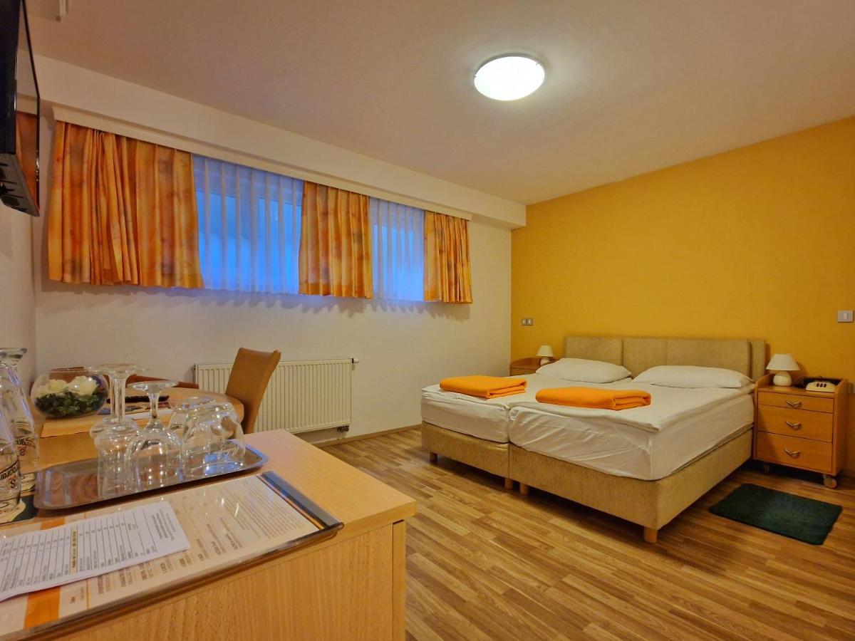 Hotel Penzion Kovac Radovljica Zewnętrze zdjęcie