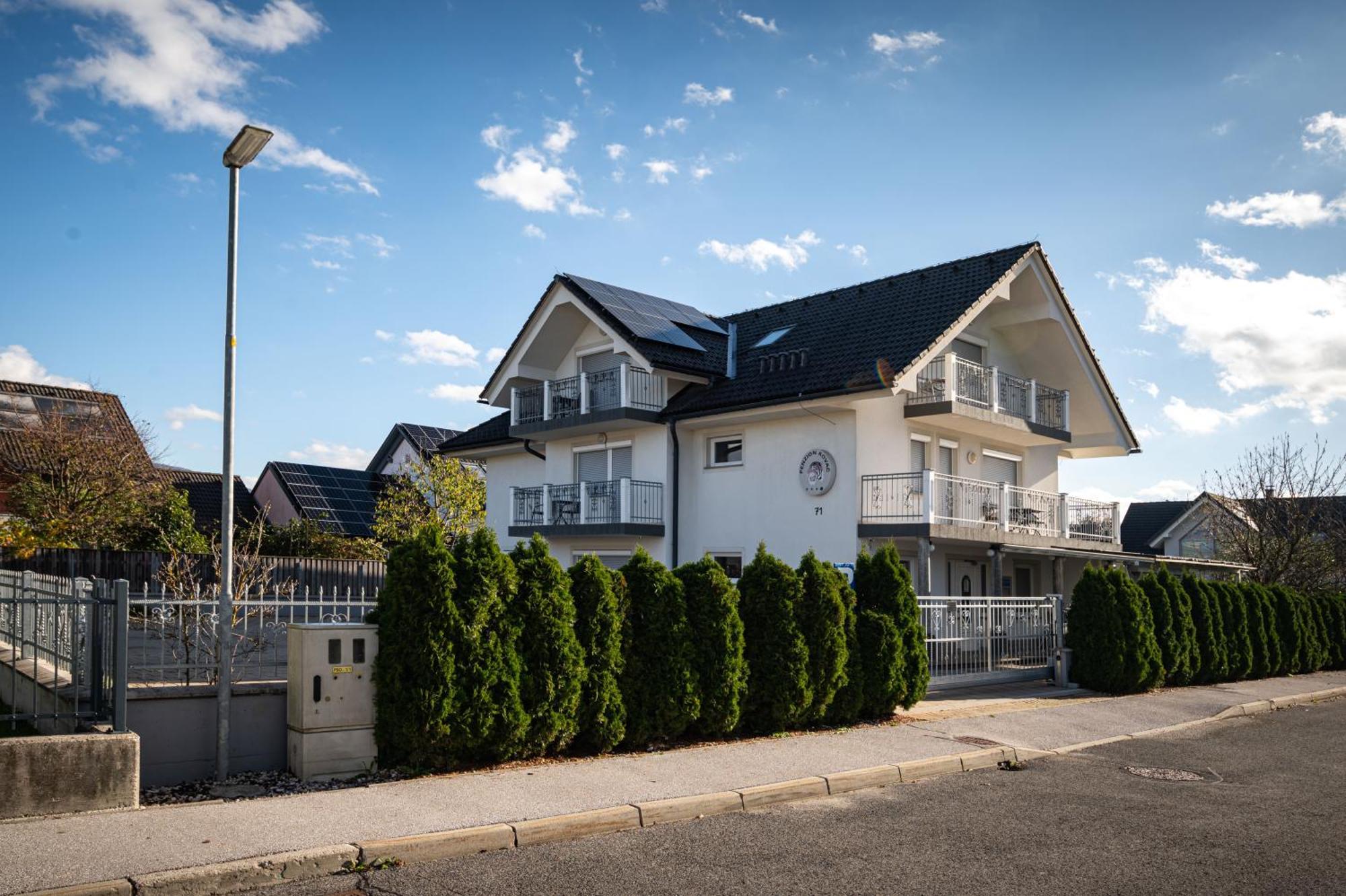 Hotel Penzion Kovac Radovljica Zewnętrze zdjęcie